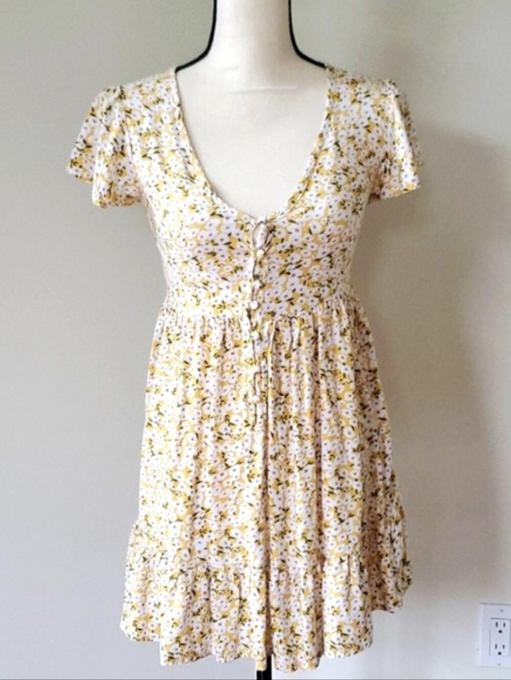 Aeropostale Yellow Floral Scoop-Neck Mini Dress